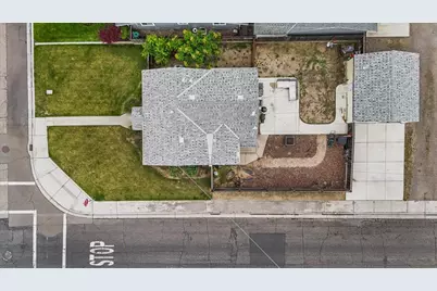 505 S Acacia Avenue, Ripon, CA 95366 - Photo 2