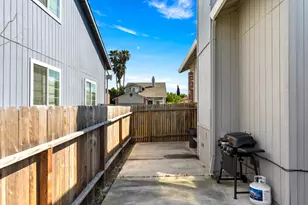150 Creekside Cir, Sacramento, CA 95823 - Photo 34