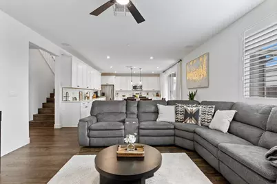 10469 Fendi Way, Elk Grove, CA 95757 - Photo 16
