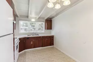 1025 Hobson Ave, West Sacramento, CA 95605 - Photo 8