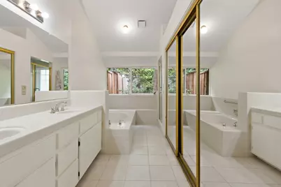 41 Porto Santo Court, Sacramento, CA 95831 - Photo 16