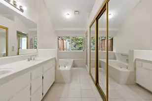 41 Porto Santo Ct, Sacramento, CA 95831 - Photo 16