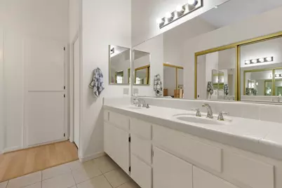 41 Porto Santo Court, Sacramento, CA 95831 - Photo 18