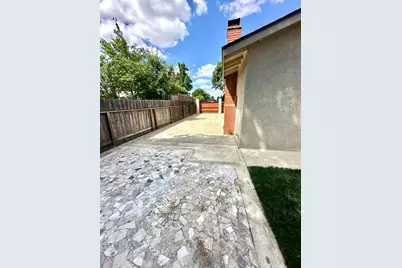 594 Parkwood Drive, Manteca, CA 95336 - Photo 14