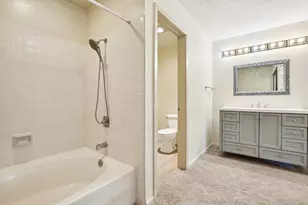 2280 Hurley Way, Sacramento, CA 95825 - Photo 18