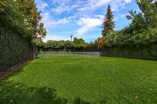 2280 Hurley Way, Sacramento, CA 95825 - Photo 24