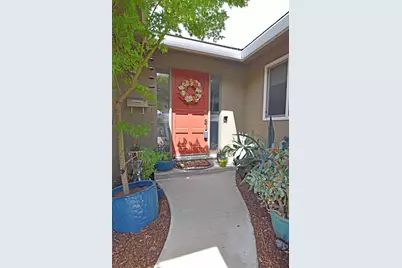 145 Andrews Court, Turlock, CA 95380 - Photo 2