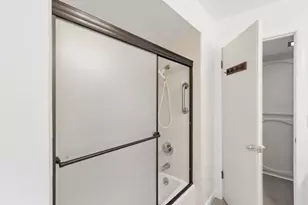 7065 Warbler Way, Sacramento, CA 95831 - Photo 32