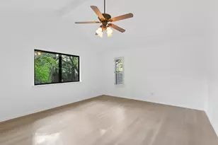 7065 Warbler Way, Sacramento, CA 95831 - Photo 24