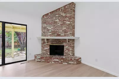 7065 Warbler Way, Sacramento, CA 95831 - Photo 12
