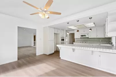 7065 Warbler Way, Sacramento, CA 95831 - Photo 16