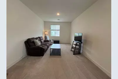 8160 Oxbow Landing Loop, Roseville, CA 95747 - Photo 18