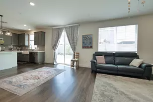 8160 Oxbow Landing Loop, Roseville, CA 95747 - Photo 8