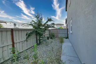 8160 Oxbow Landing Loop, Roseville, CA 95747 - Photo 54