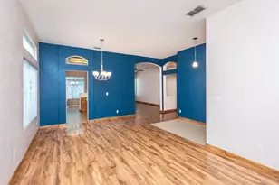 4910 Westham Way, Elk Grove, CA 95758 - Photo 6