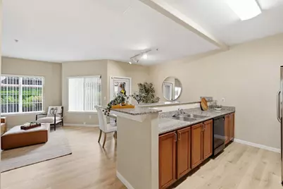 4200 E Commerce Way #2512, Sacramento, CA 95834 - Photo 10