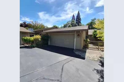 5080 Village Oaks Drive, Rocklin, CA 95677 - Photo 2