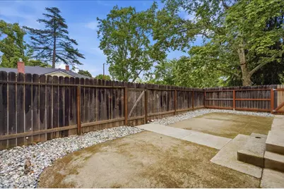 1901 39th Street, Sacramento, CA 95816 - Photo 22