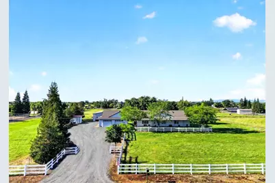 29765 E Chapman Way, Escalon, CA 95320 - Photo 1