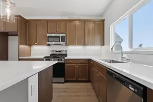 402 Kittyhawk Dr, Colusa, CA 95932 - Photo 12