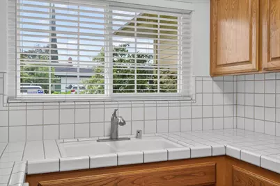 4985 Creek View Way, Sacramento, CA 95841 - Photo 14