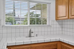4985 Creek View Way, Sacramento, CA 95841 - Photo 14
