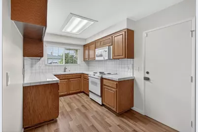 4985 Creek View Way, Sacramento, CA 95841 - Photo 2