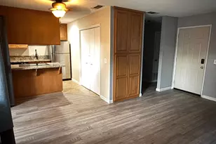 9127 Newhall Dr, Sacramento, CA 95826 - Photo 10