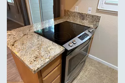 9127 Newhall Drive #37, Sacramento, CA 95826 - Photo 12