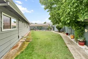 987 Island Ave, Olivehurst, CA 95961 - Photo 28