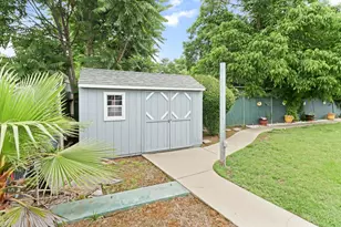 987 Island Ave, Olivehurst, CA 95961 - Photo 22