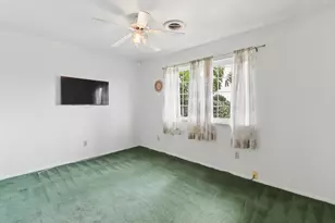 987 Island Ave, Olivehurst, CA 95961 - Photo 18