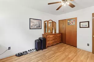 987 Island Ave, Olivehurst, CA 95961 - Photo 12