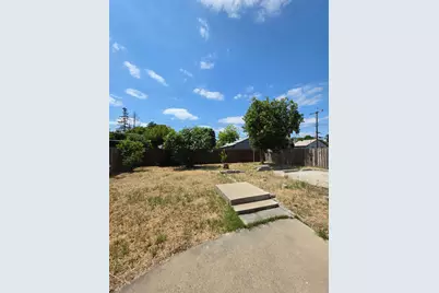 5748 Nina Way, Sacramento, CA 95824 - Photo 24