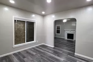 5748 Nina Way, Sacramento, CA 95824 - Photo 4