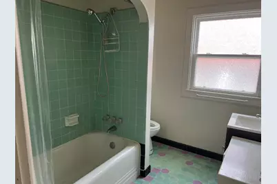 2761 25th Street, Sacramento, CA 95818 - Photo 8