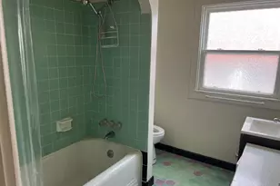 2761 25th St, Sacramento, CA 95818 - Photo 8