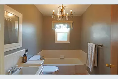 1719 W Locust Street, Lodi, CA 95242 - Photo 8