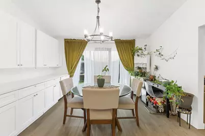 7803 Orchard Woods Circle, Sacramento, CA 95828 - Photo 14