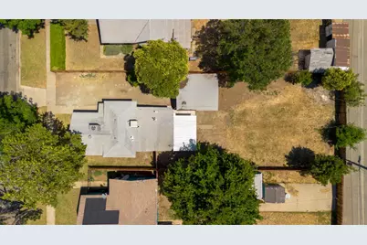 632 W 25th Street, Merced, CA 95340 - Photo 34
