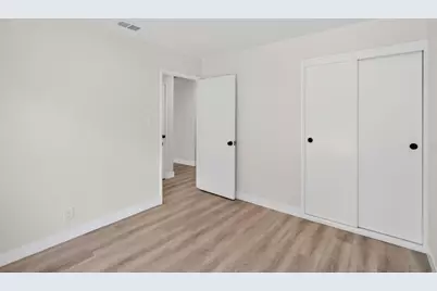 1924 Edwin, Sacramento, CA 95815 - Photo 26