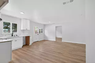 1924 Edwin, Sacramento, CA 95815 - Photo 20