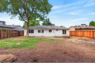 1924 Edwin, Sacramento, CA 95815 - Photo 40