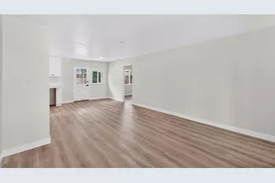 1924 Edwin, Sacramento, CA 95815 - Photo 10