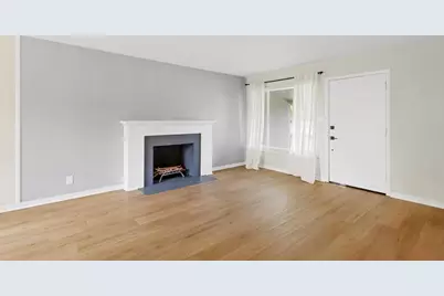 4971 76th Street, Sacramento, CA 95820 - Photo 2