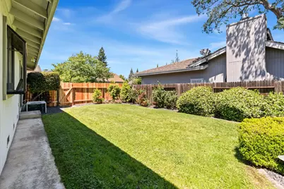 9201 Rock Oak Lane, Fair Oaks, CA 95628 - Photo 34