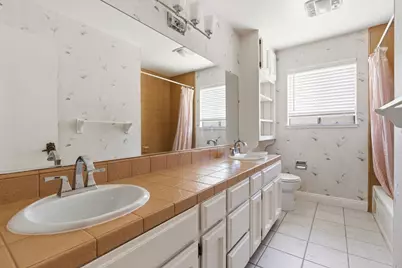 9201 Rock Oak Lane, Fair Oaks, CA 95628 - Photo 30
