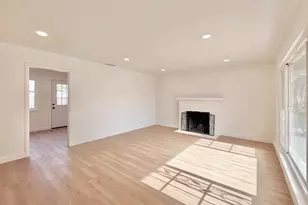 5653 Bradd Wy, Sacramento, CA 95822 - Photo 6