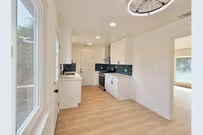 5653 Bradd Way, Sacramento, CA 95822 - Photo 10