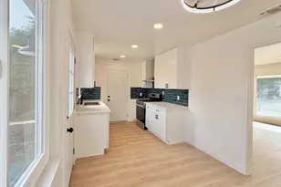 5653 Bradd Wy, Sacramento, CA 95822 - Photo 10